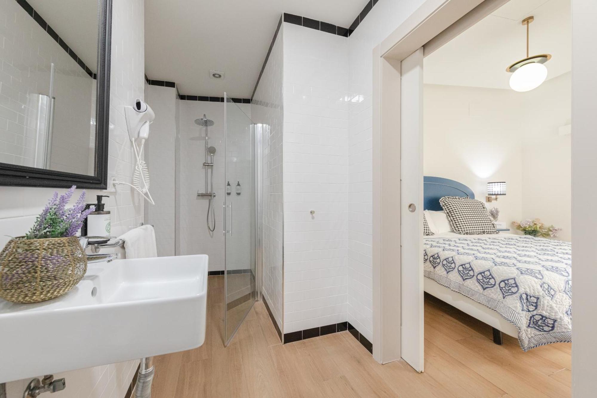 Nuea Cicerone Hotel Севиля Екстериор снимка
